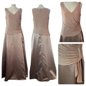 Patra Women’s Formal Dress Gold Glitter Sleeveless Size 10